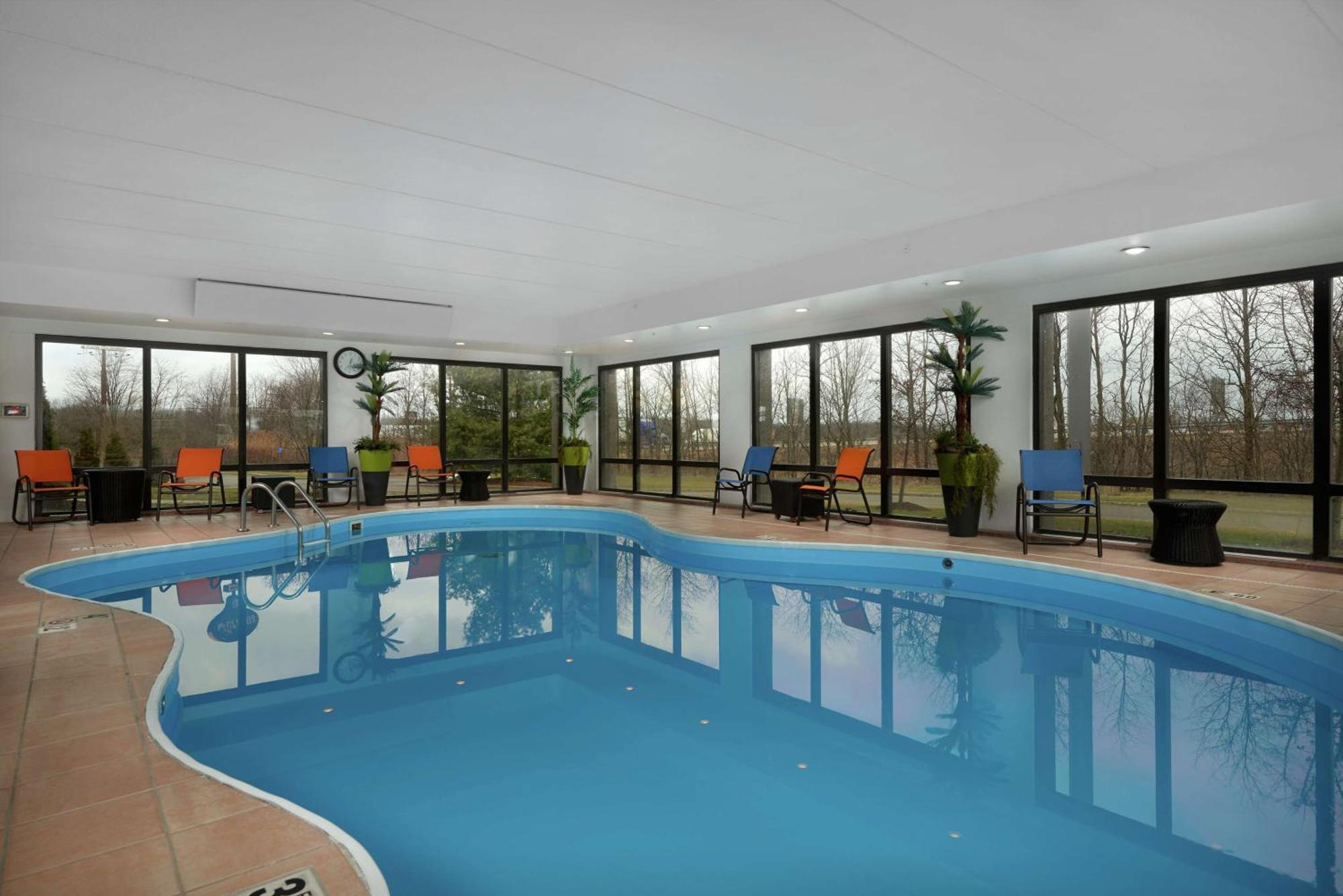 Hampton Inn By Hilton Youngstown-West I-80 ミネラルリッジ  エクステリア 写真