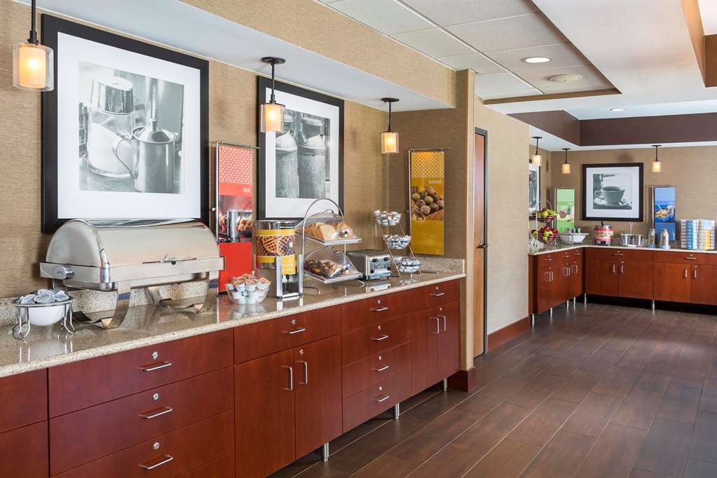 Hampton Inn By Hilton Youngstown-West I-80 ミネラルリッジ  レストラン 写真